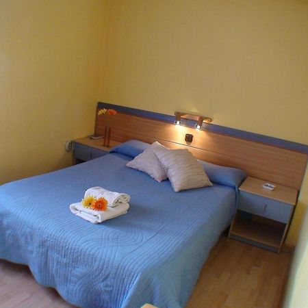 Hostal El Carmen Σαραγόσα Εξωτερικό φωτογραφία