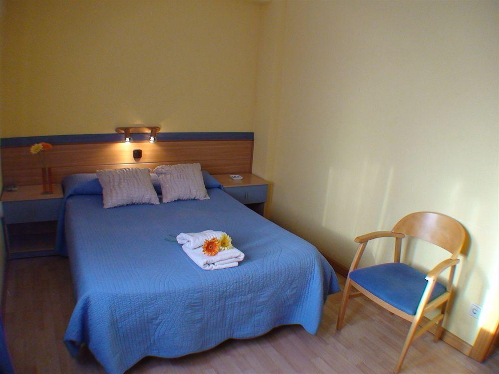 Hostal El Carmen Σαραγόσα Εξωτερικό φωτογραφία