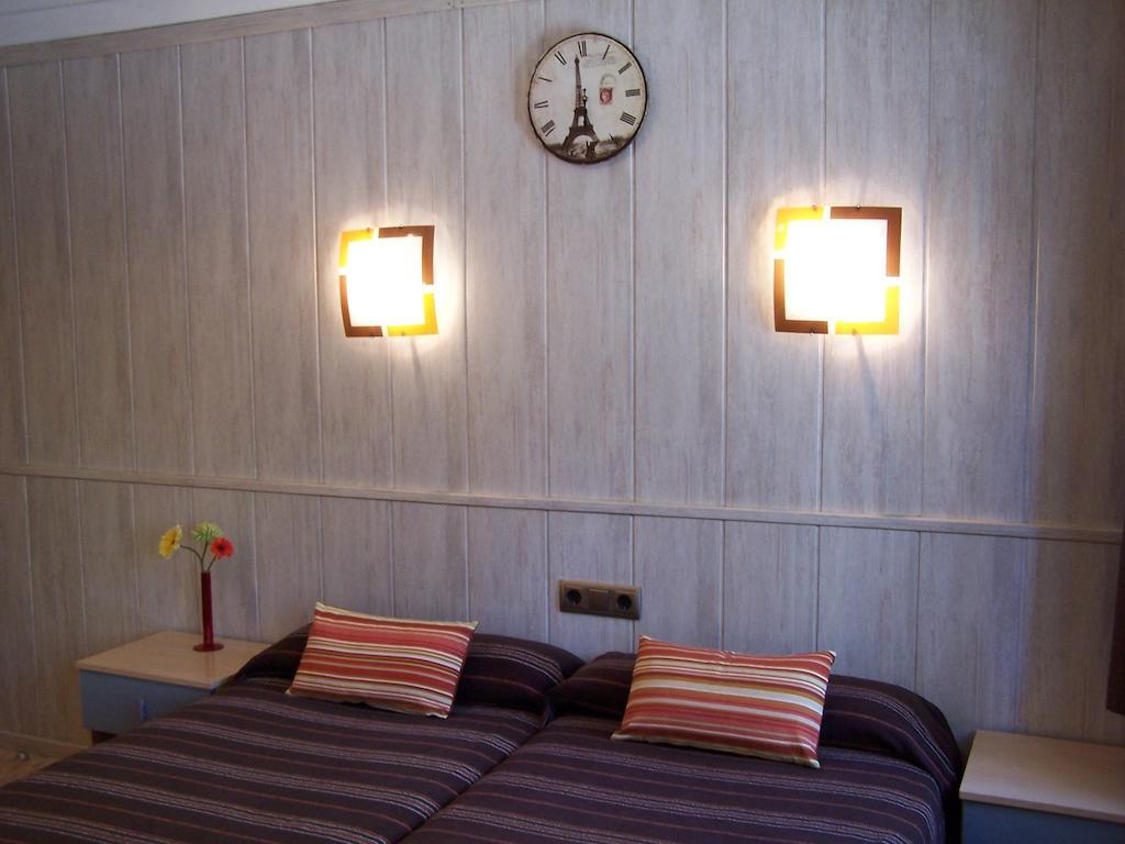 Hostal El Carmen Σαραγόσα Εξωτερικό φωτογραφία