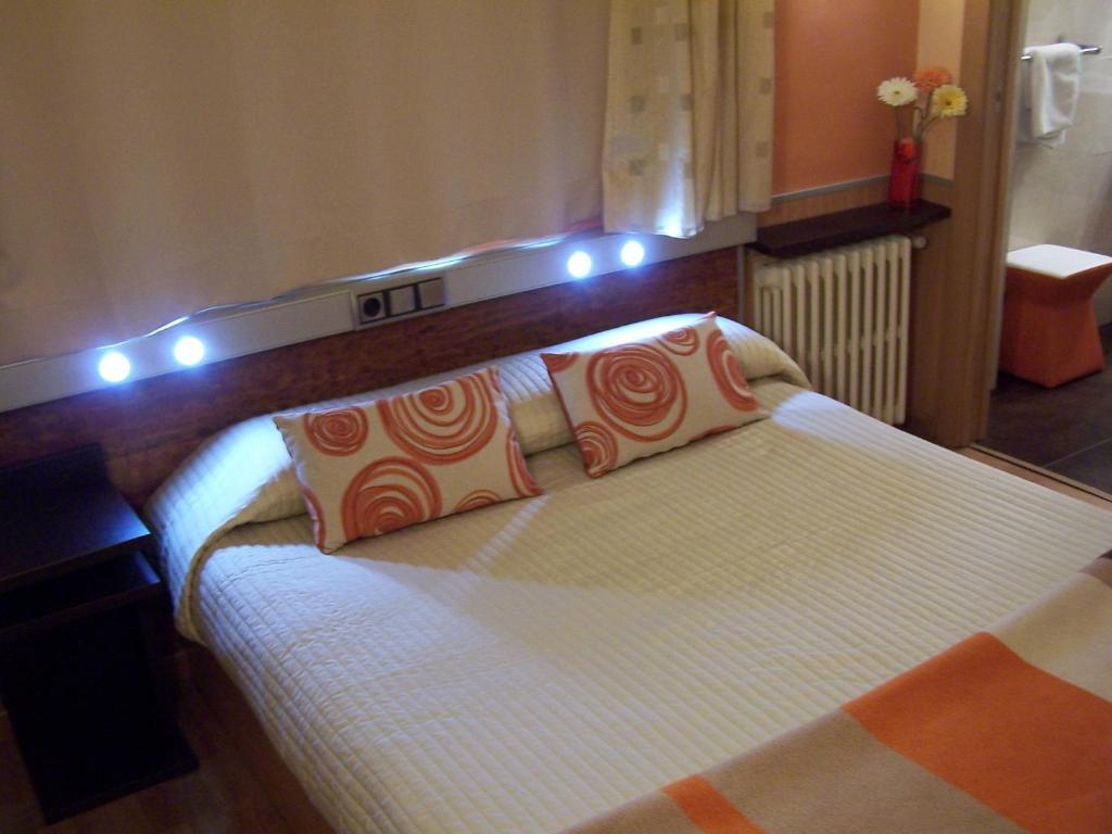 Hostal El Carmen Σαραγόσα Εξωτερικό φωτογραφία